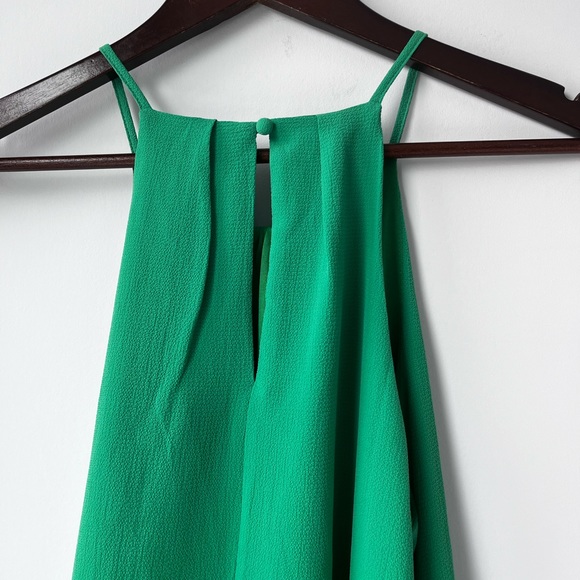 ✅ SALE NWOT TCEC Green Halter Neck Pleated Mini Dress with Pockets - Picture 2 of 10